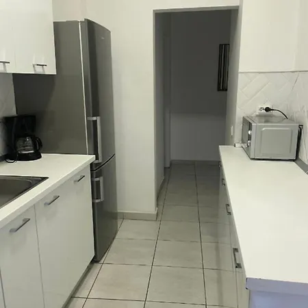 Big For Up To 8 People In Center Apartment Bucharest
