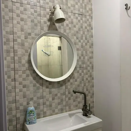 Big For Up To 8 People In Center Apartment Bucharest